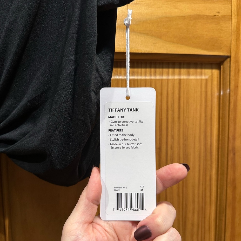 Balance Collection Tie Front Active Tank - Picture 7 of 7